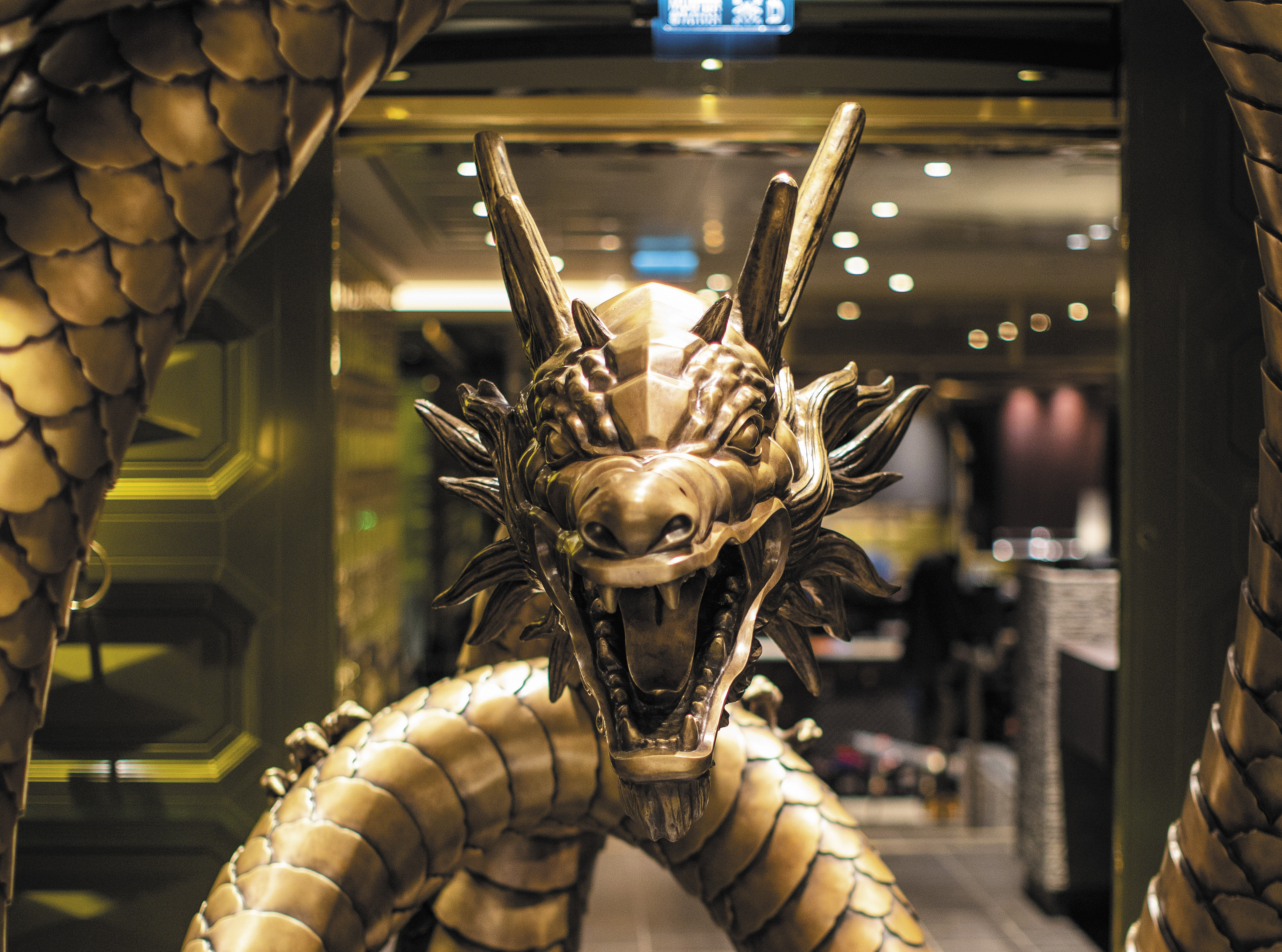 RSSC - Seven Seas Splendor - Dining - Pacific Rim 3.jpg